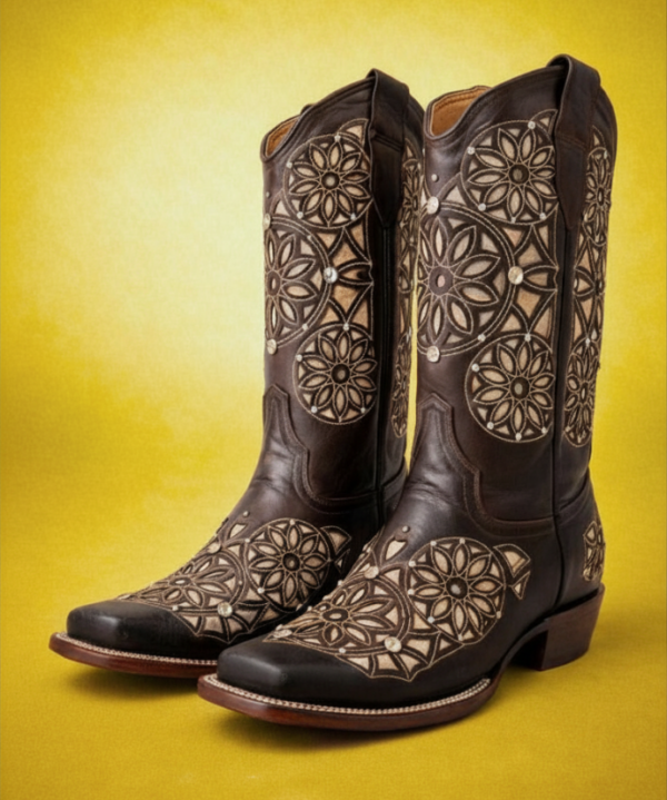Bota Vaquera Rodeo Corte Láser Atrapasueños Café