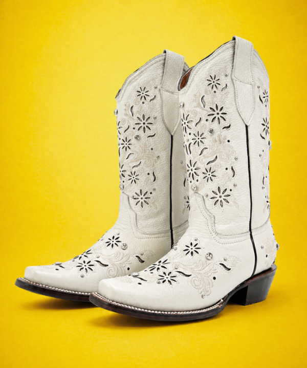 Bota Vaquera Corte Láser Paulina Hueso