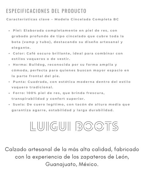 Bota Cincelada Completa Café con grabado total, horma bulldog , suela de cuero y forro en piel. ¡Elegancia firme y estilo vaquero auténtico!