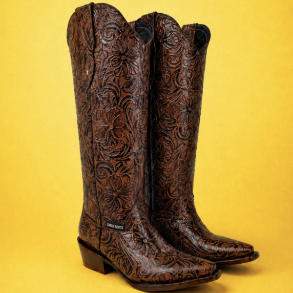 Bota Vaquera Cincelada Emiliana Café de Piel